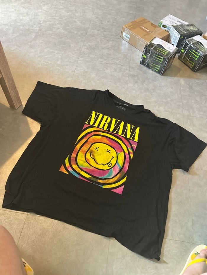 TEE shirt nirvâna - photo numéro 2