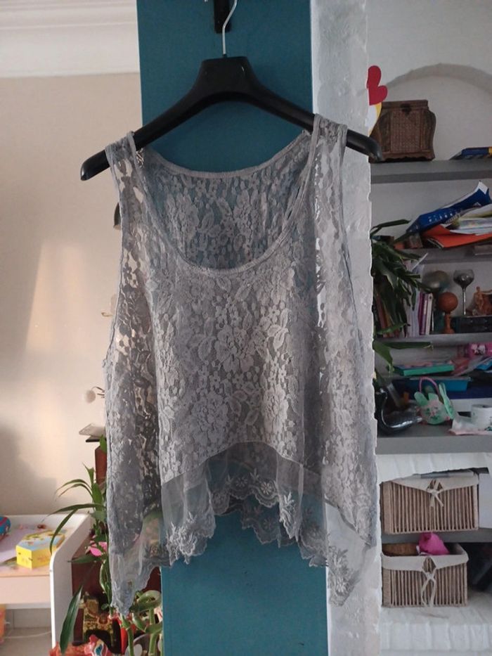 Voile dentelle 46