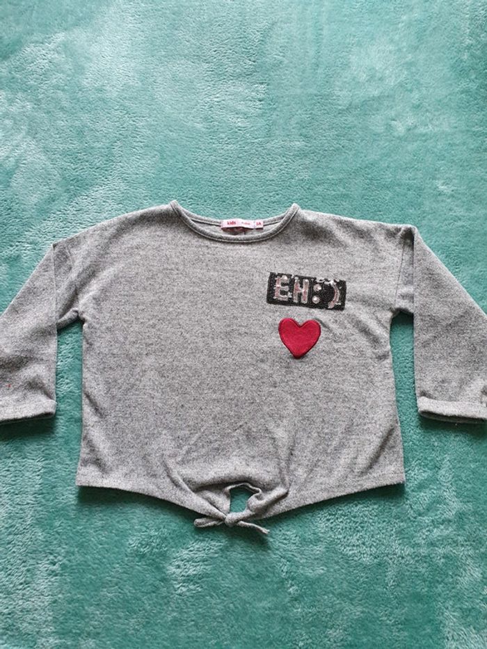 Très beau pull fin 3 ans