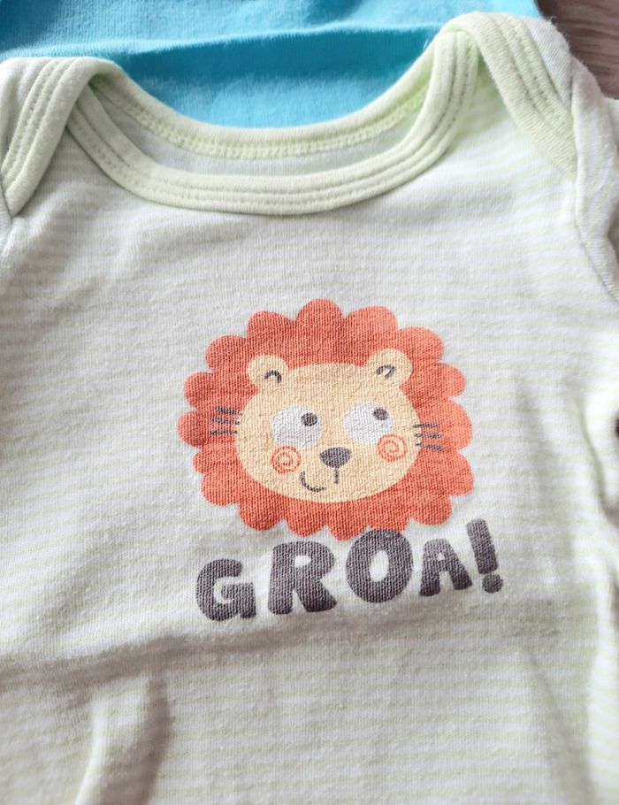 Lot de 2 bodys - photo numéro 2