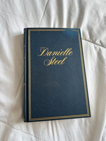 Livre roman de collection 1992 Daniel Steel - souvenirs du vietnam vintage 90s