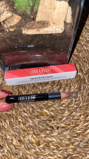 Crayon à lèvre et blush lord&berry