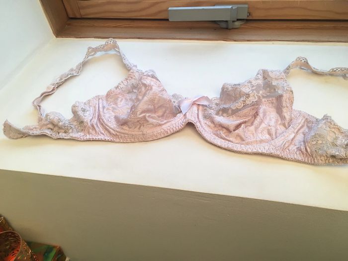 Soutien-gorge Warners dentelle vieux rose/mauve 85D neuf sans étiquette