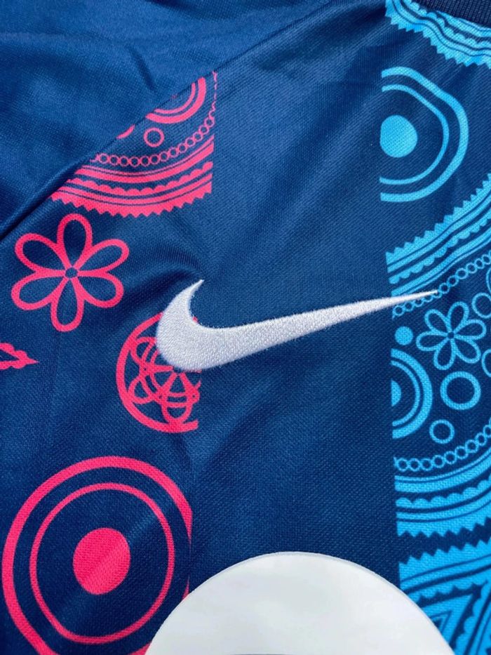Maillot concept foot Barcelone bleu édition Paisley taille M - photo numéro 6