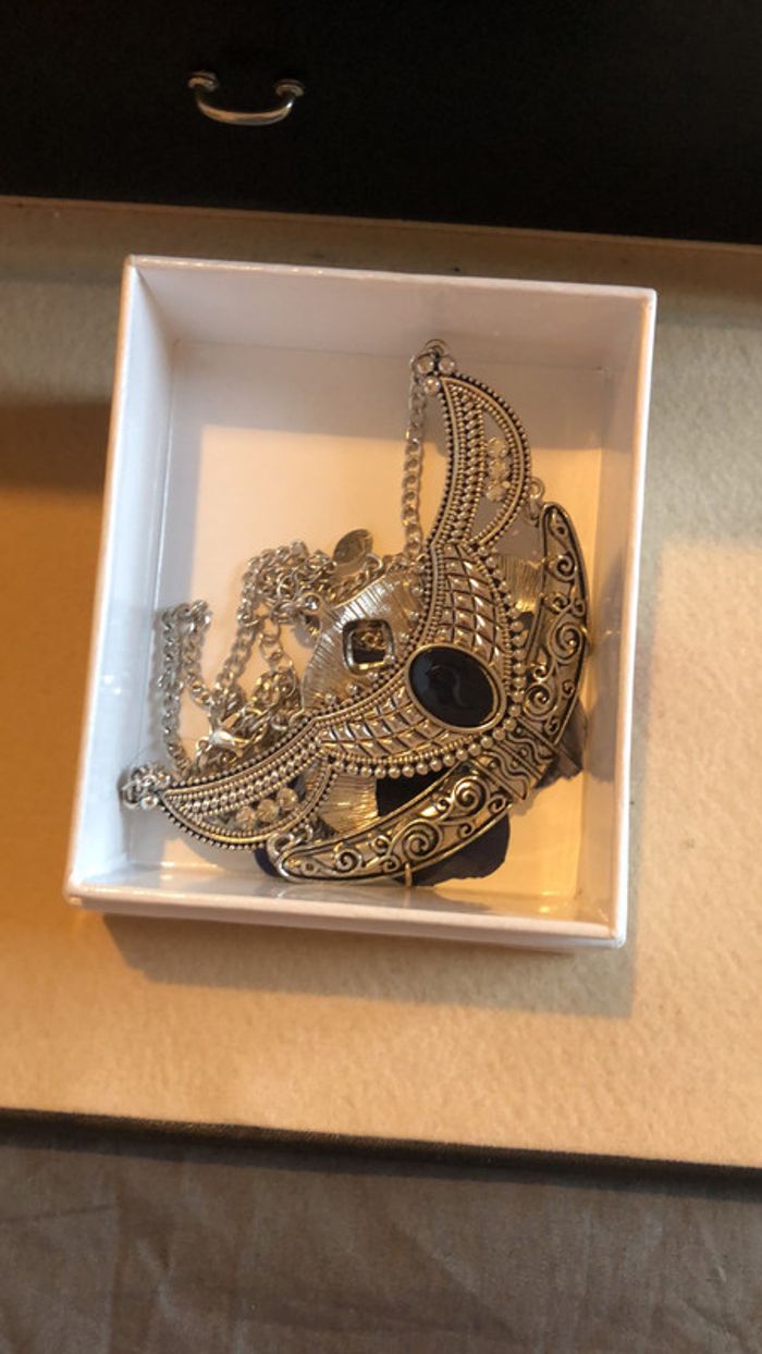 Collier à plume - photo numéro 3