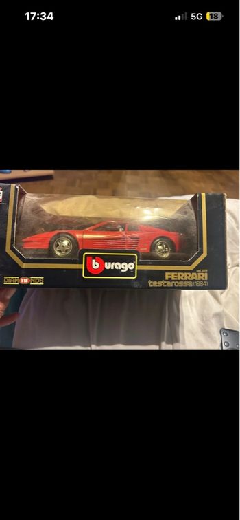 Voiture 1/18eme