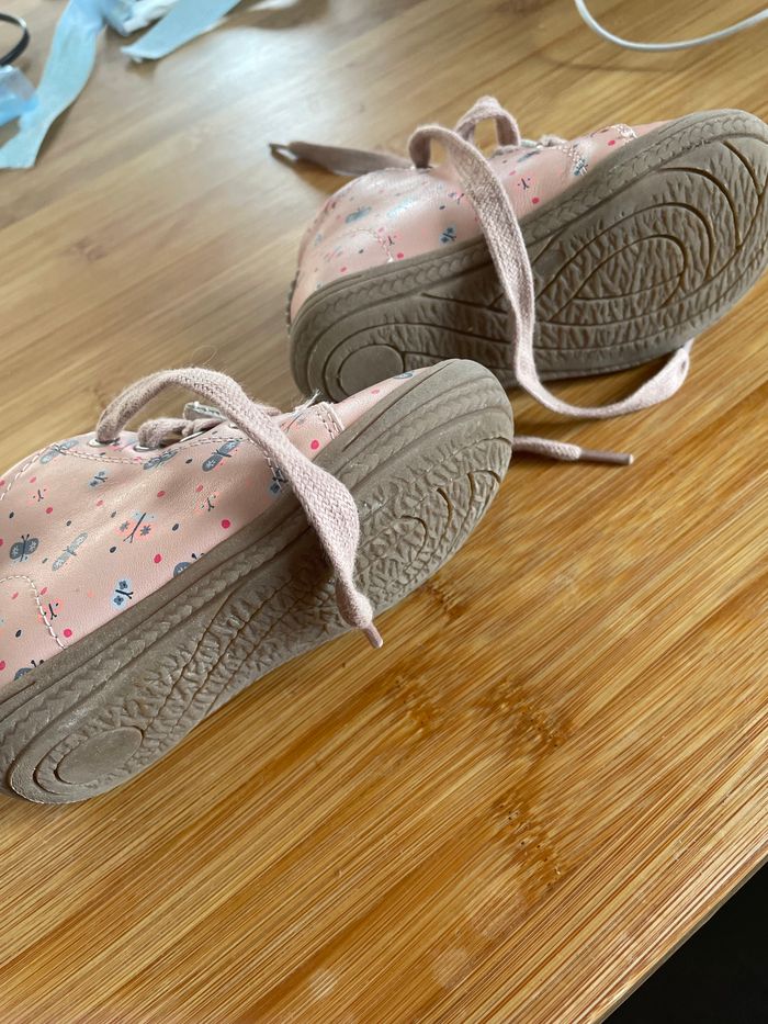 Chaussures 22 - photo numéro 3