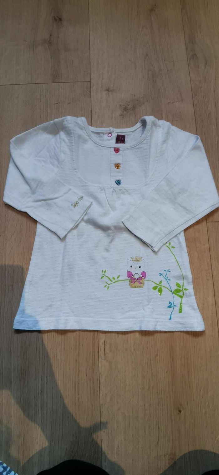 Bel ensemble pantalon / tee shirt 18 mois - photo numéro 2