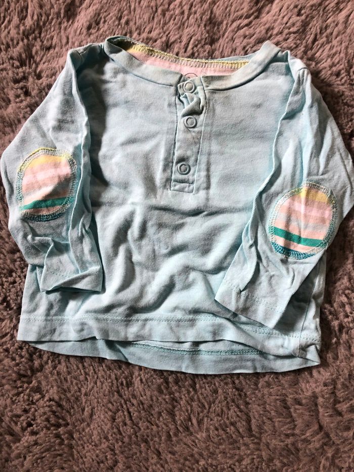 Lot 2 haut 3 mois - photo numéro 3