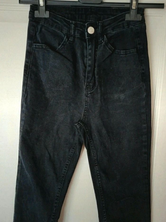 Jean slim noir taille haute XXS 32 - photo numéro 3