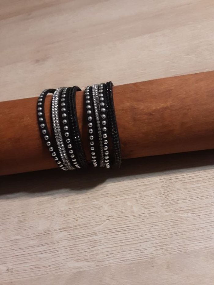 Lot 3 bracelets