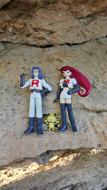 Super figurine Pokemon Nintendo tomy C.G.T.S.J la team rocket