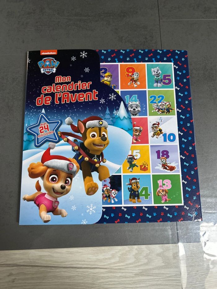 Livre calendrier de l’avent Pat patrouille