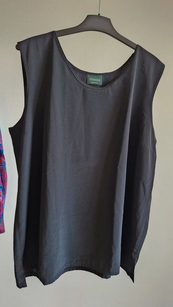 Debardeur noir Canda T52