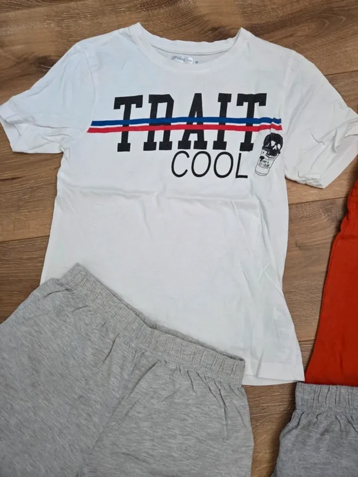 Lot pyjamas taille 10 ans - photo numéro 3