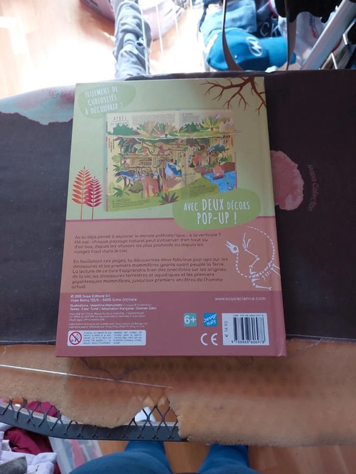 Livre pop-up Dinosaures et animaux préhistoriques - photo numéro 2