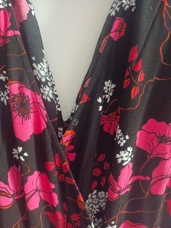 Combi pantalon noire à fleurs roses - photo numéro 2