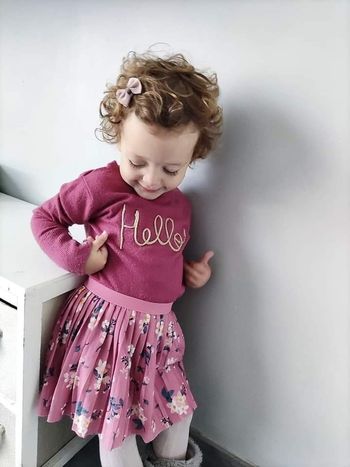 3 ans ensemble pull et jupe plissée ( sans Barrette)