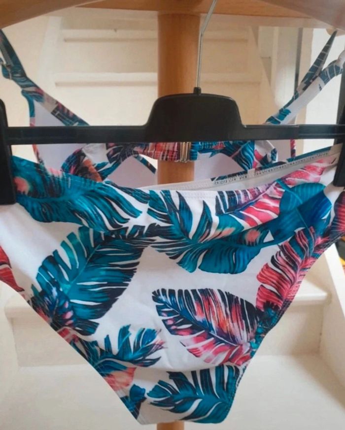 Maillot de bain 2 pièces taille 46 - photo numéro 8