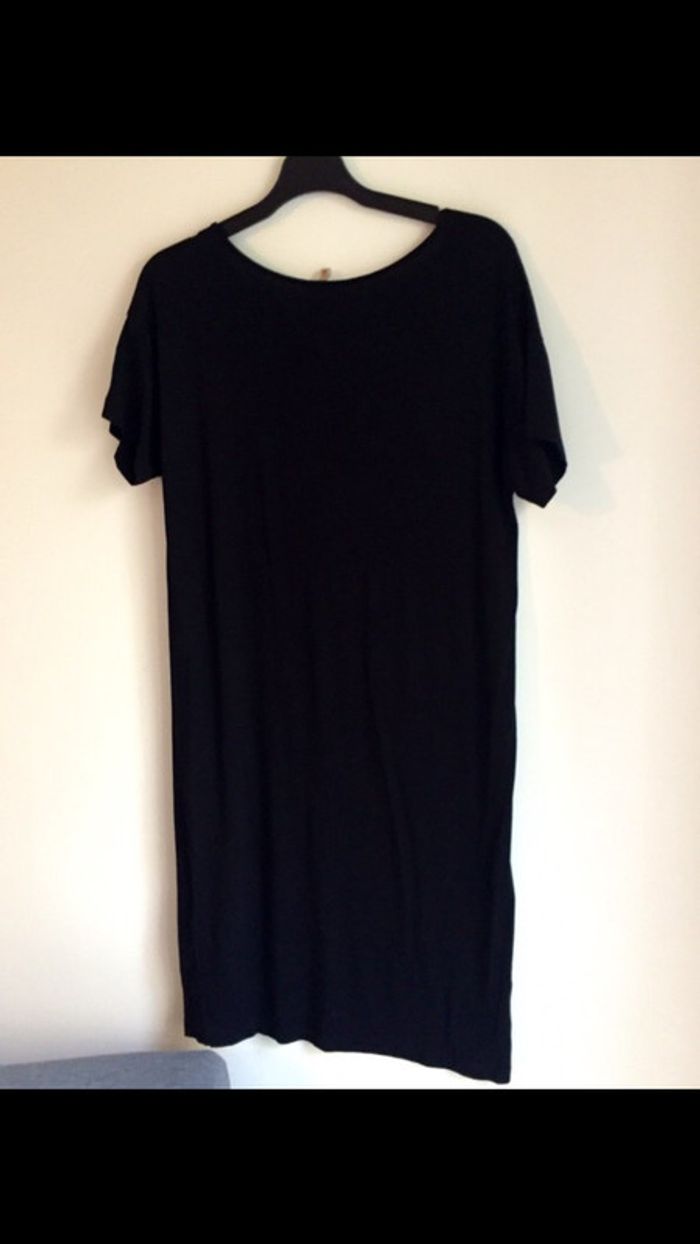 Robe noire cop copine - photo numéro 4