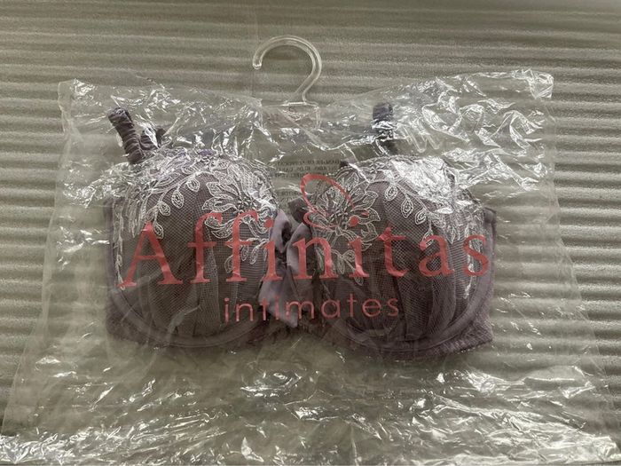 Soutien-gorge mauve et blanc Affinitas neuf - photo numéro 16