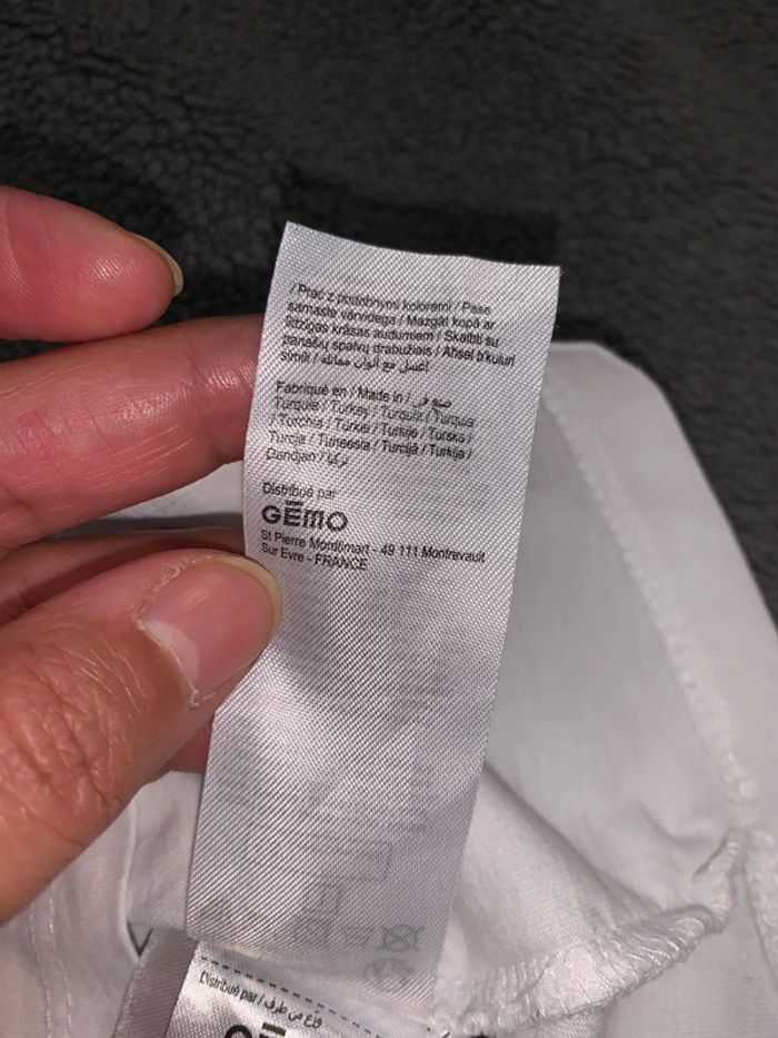 Très beau tee-shirts fille (taille 8 ans) - photo numéro 7