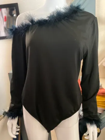 Réf 743 body femme sexy