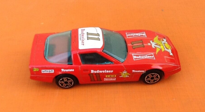 Voiture miniature Chevrolet Corvette Burago - photo numéro 5