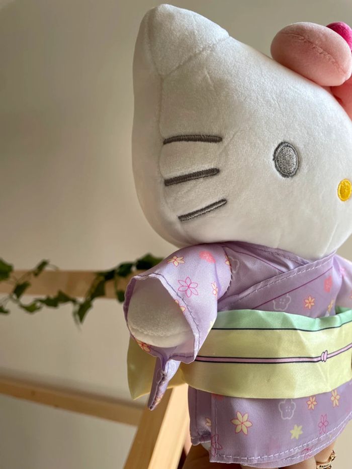Peluche Hello Kitty sanrio Kimono 👘 - photo numéro 20