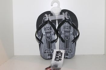 tongs star wars noire et grise 28/29