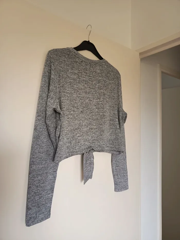 Pull fille Disney Mickey taille M enfant très bon état - photo numéro 8