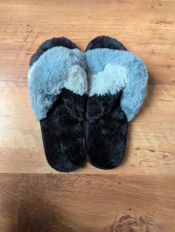 Chaussons tongs action