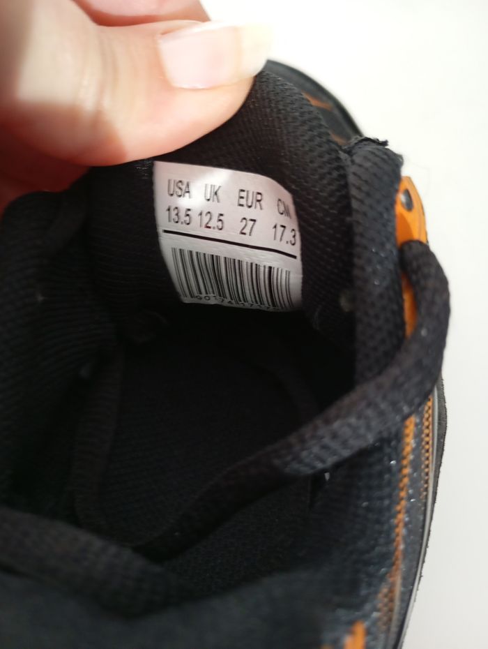 Basket style tn taille 27 - photo numéro 4