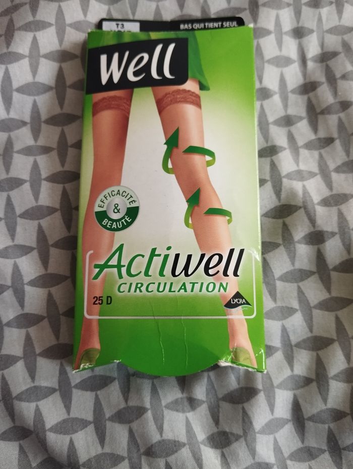 1 paire de bas taille 3 neuve - photo numéro 4