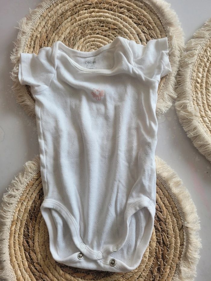 Body usé manches courtes Okaidi taille 6mois