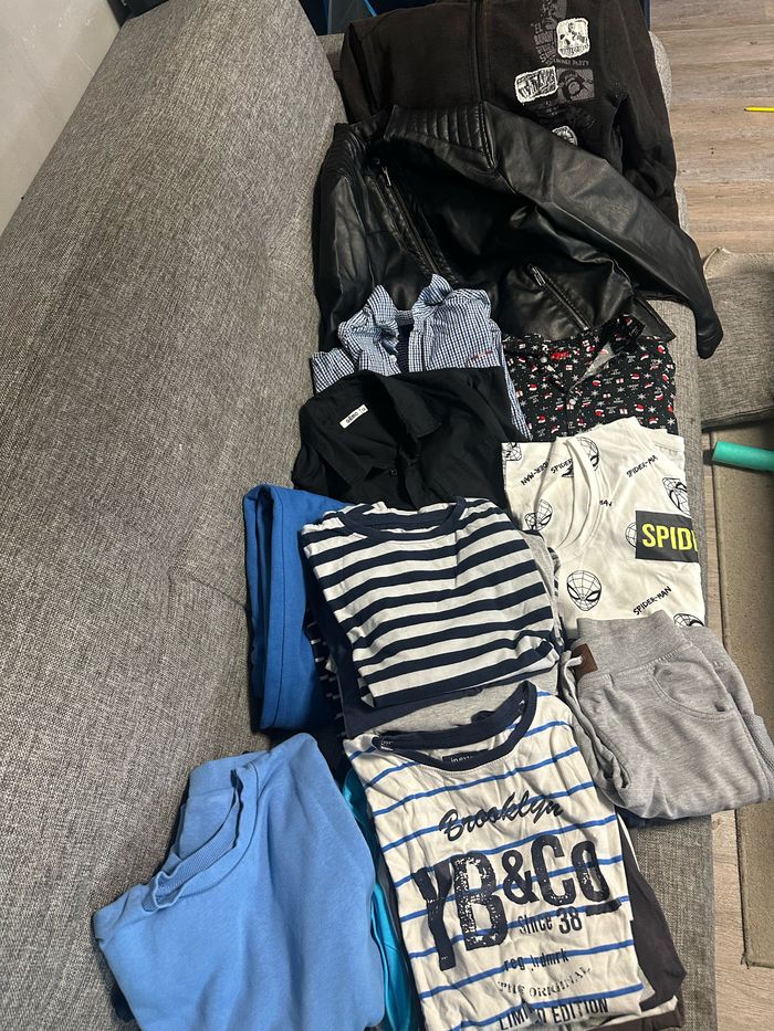 Lot vêtements 12 ans - photo numéro 2