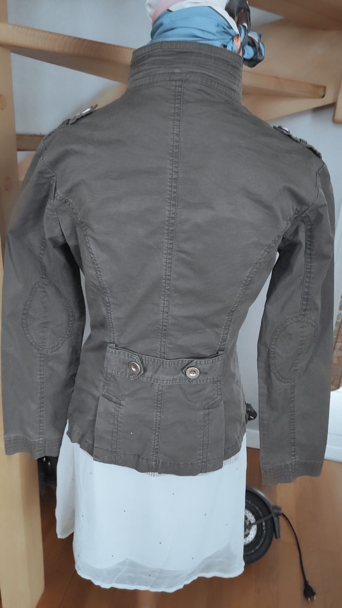 Veste kaki - photo numéro 2