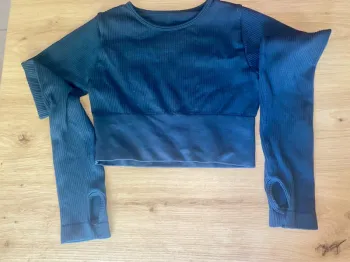 Crop top,