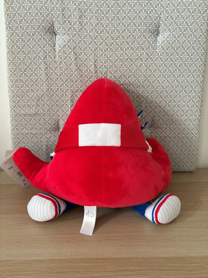 Peluche "La Phryge Olympique Supporter 24cm" JO Paris 2024 (Made In France) - photo numéro 2