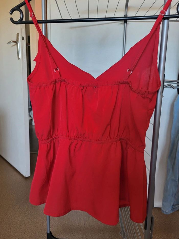 Haut à bretelles rouge - photo numéro 2