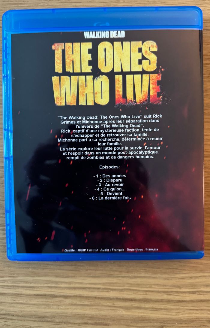 The Walking Dead: The Ones Who Live - Saison 1 Blu-ray - photo numéro 2
