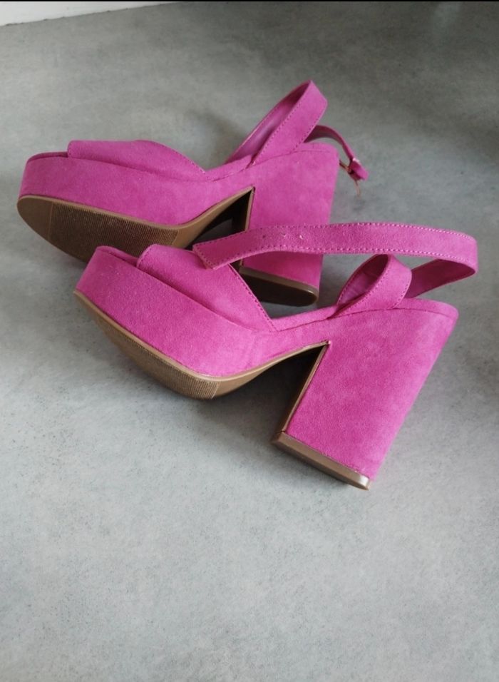 Sandale à talons - photo numéro 4