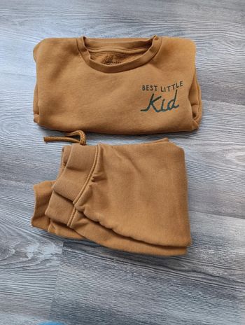 Ensemble hiver garçon 
Marque Primark 
Taille 18/24 mois 92 cm