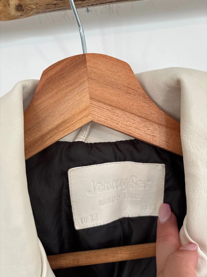 Veste cuir blanche crème - photo numéro 2