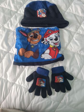 Bonnet, gant et tour de cou