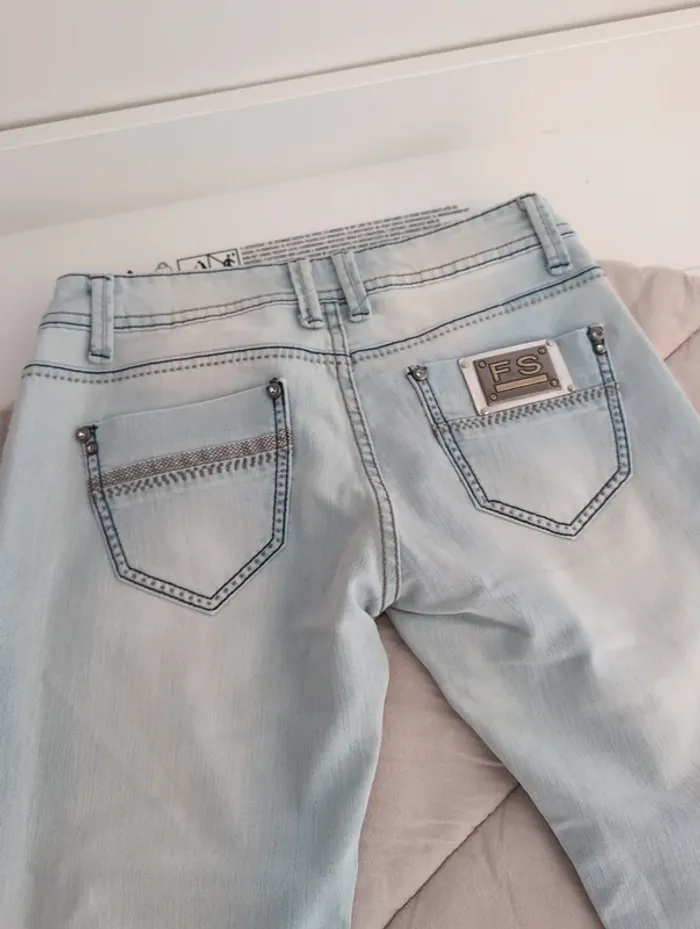 Jean femme taille 38 - photo numéro 6