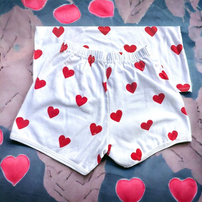 Ensemble 2P Pyjacourt fille coeurs Petit Bateau 8 ans TBE (17€) - photo numéro 3