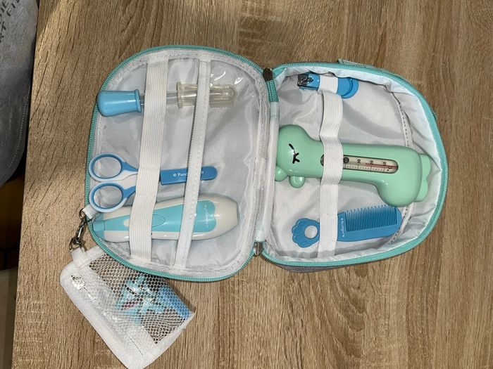 Trousse de soins - photo numéro 2
