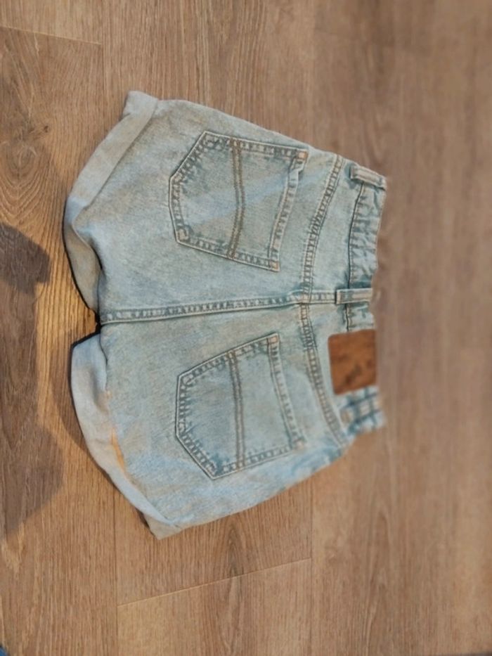 Short Terranova - photo numéro 3