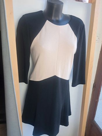 La fée maraboutée robe T.42 en tbe